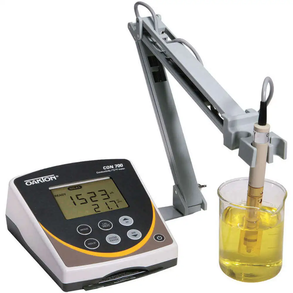 OAKTON Conductivity Meters